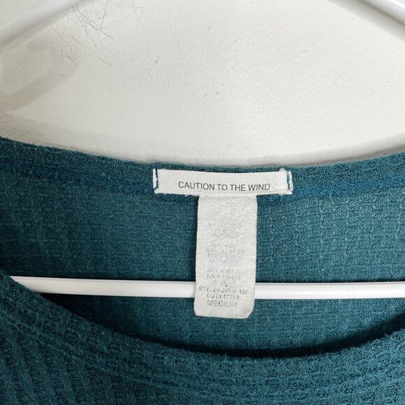 Caution to the Wind Women's Waffle Knit Top Size M Green Long Sleeve Tie Front - Picture 7 of 7